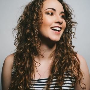 Meet your Posher, Lynn